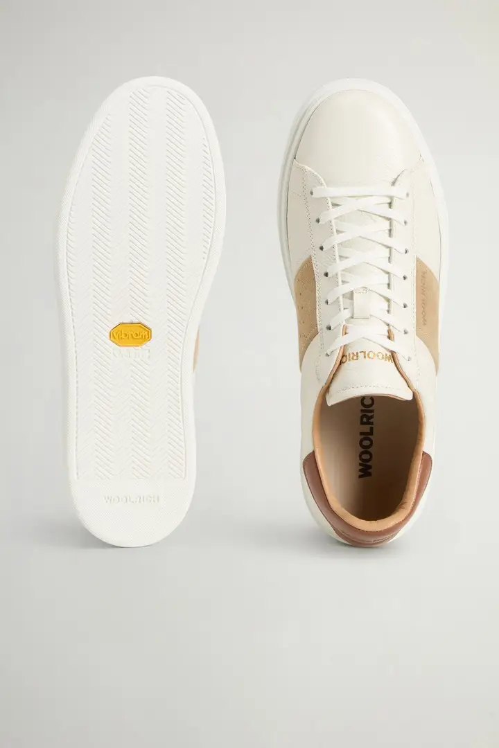 uomo Sneakers Classic Court in pelle di vitello con dettagli in camoscio Bianco Off White Beige miniatura 3