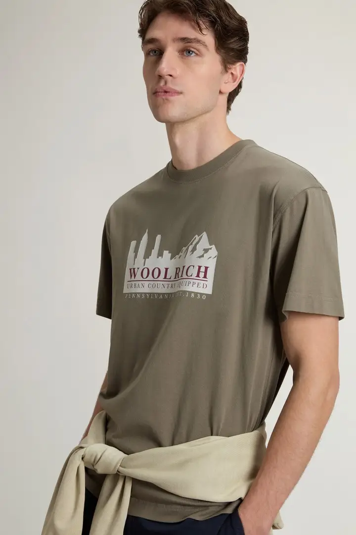 Woolrich T-shirt Uomo Verde 4317528 miniatura 3