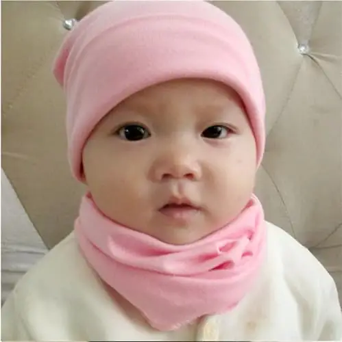 WUWYOUWL Cappello e sciarpa in morbido cotone per neonato, con gnomo, set da due pezzi, per bambini 1-3 anni, unisex miniatura 3