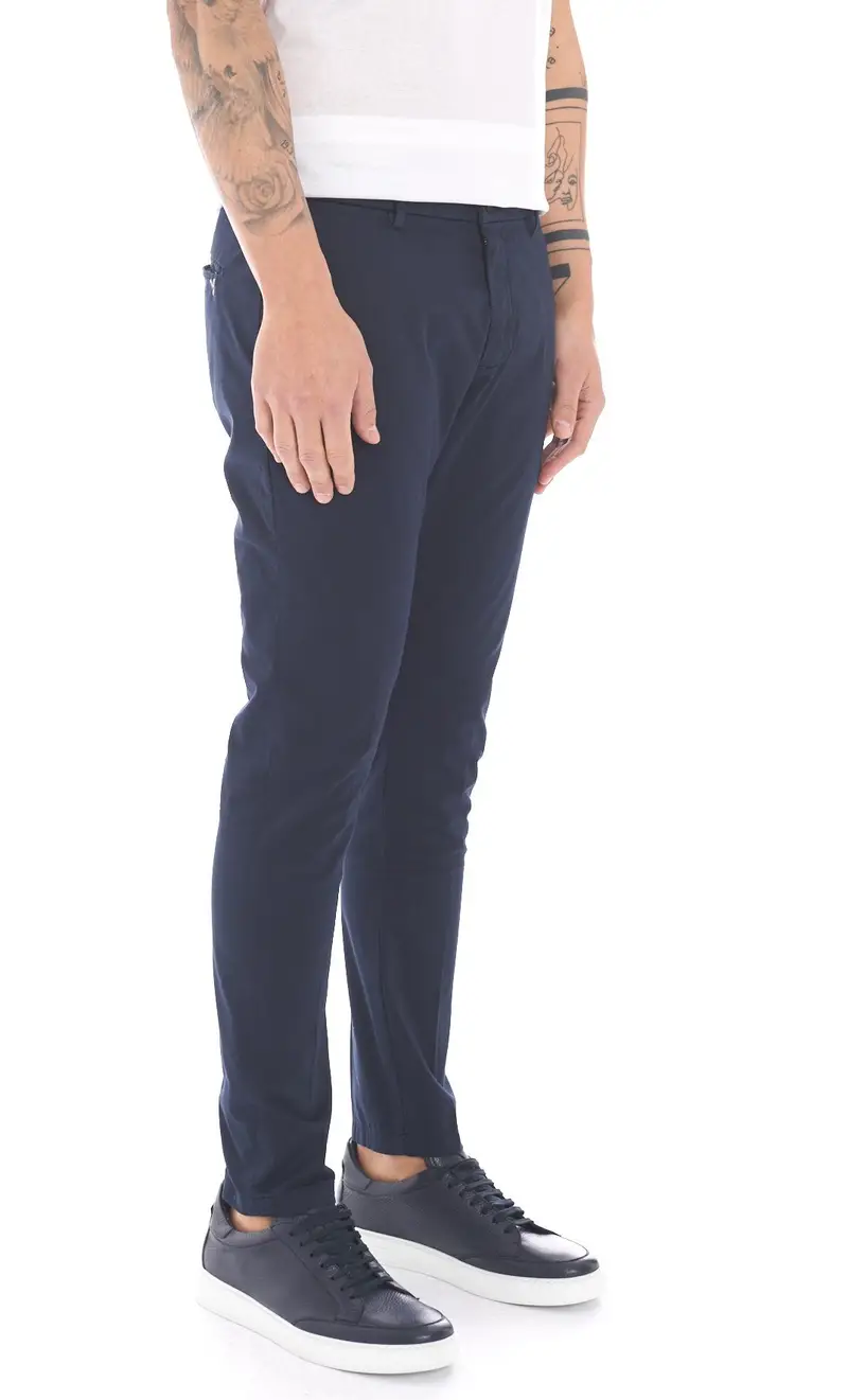 Pantalone yan simmon leggero tinta unita - man, colore blu