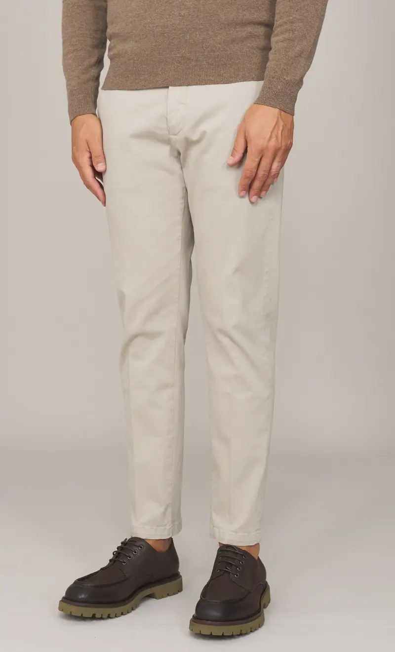 Pantalone yan simmon world tinta unita, colore sabbia