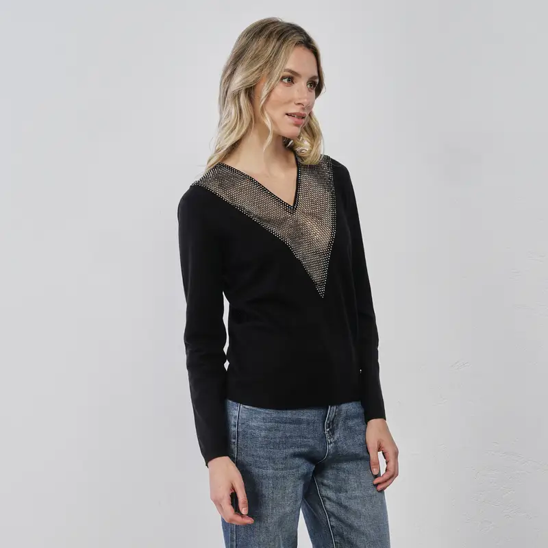 Maglia nera da donna con dettaglio scollo rete con strass