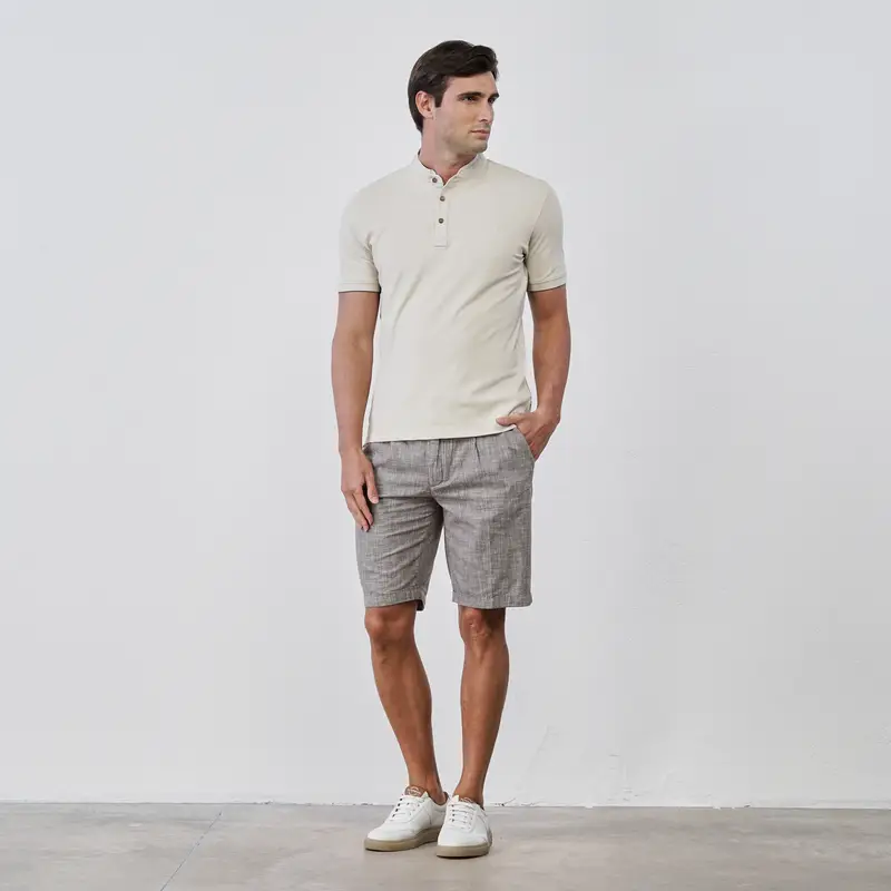 Shorts marroni da uomo in tessuto misto lino