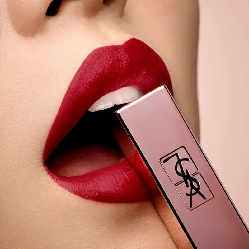 Labbra Rouge Pur Couture The Slim Glow Matte 204 Private Carmine - Rossetti miniatura 2