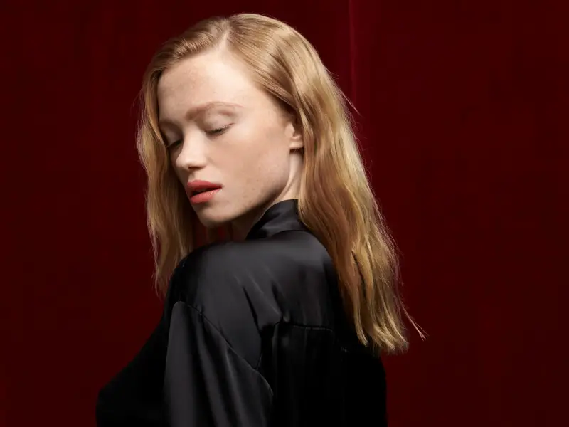 Labbra Rouge Pur Couture The Slim Velvet Radical 301 Nude Tension - Rossetti miniatura 5