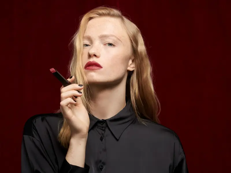 Labbra Rouge Pur Couture The Slim Velvet Radical 302 Brown. No Way Back. - Rossetti miniatura 5