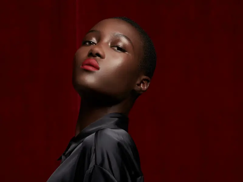 Labbra Rouge Pur Couture The Slim Velvet Radical 309 Fatal Carmin - Rossetti miniatura 5