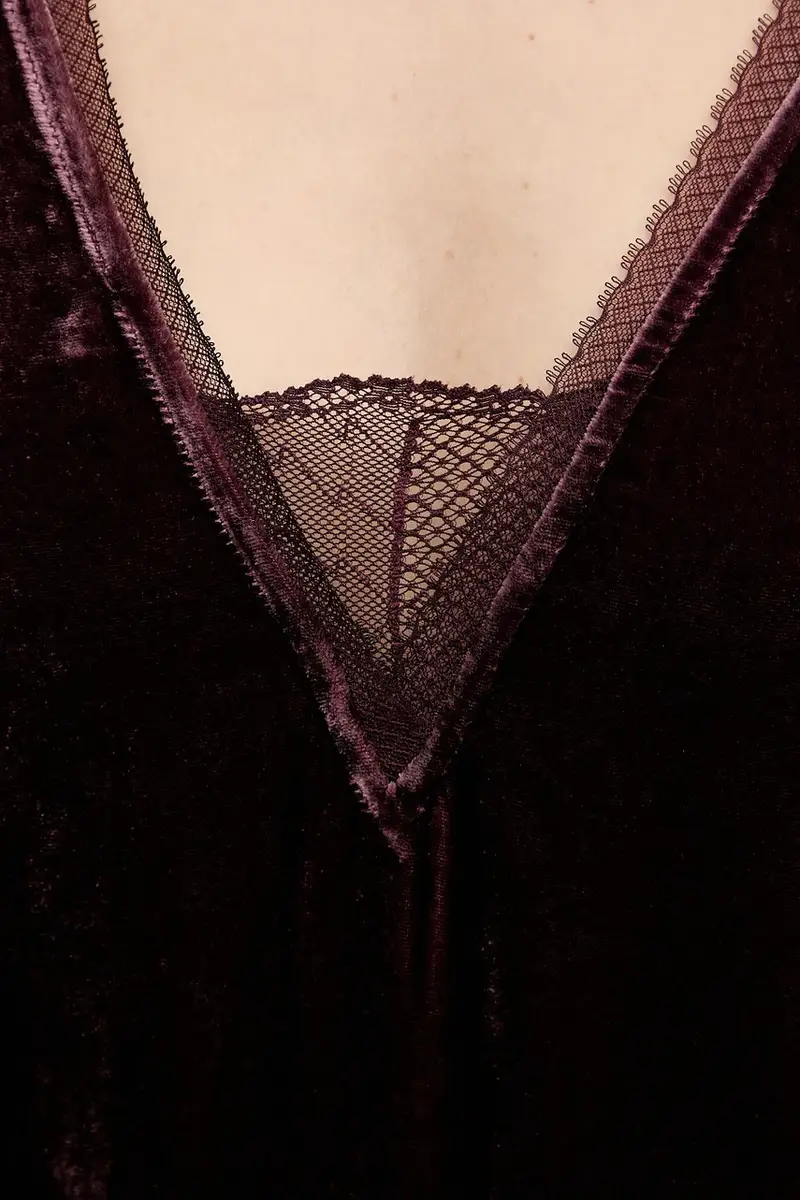 vestito in velluto Granata miniatura 5