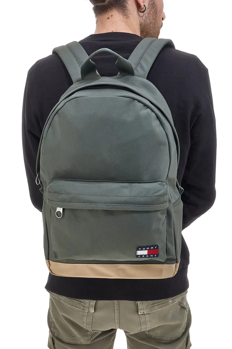 Zaino Verde con Tasca Frontale e Rete Interna TOMMY DAILY DOME