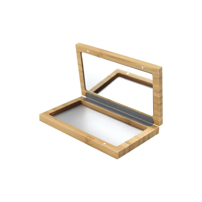 Scatola Di Bambù, Media