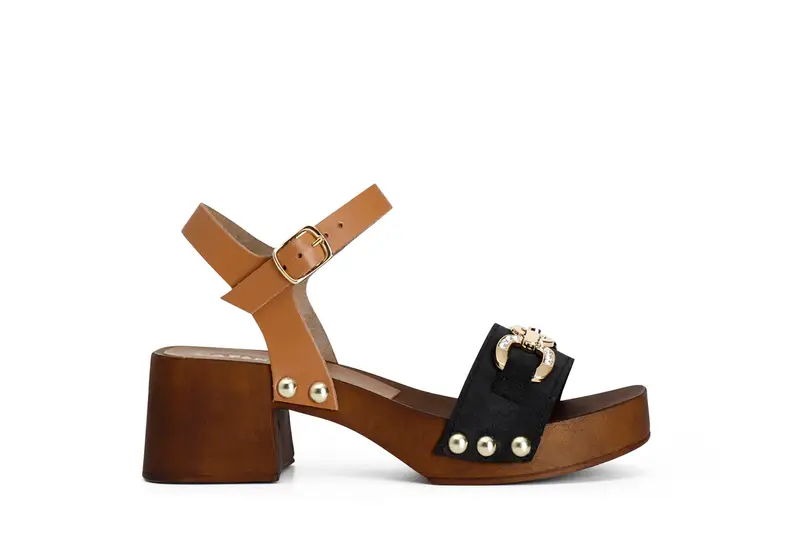 zoccoli in pelle scamosciata con morsetto nero 37